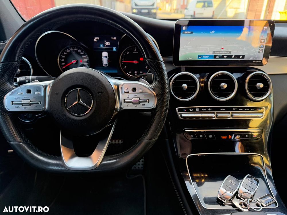 Mercedes-Benz GLC Coupe 300 d 4Matic 9G-TRONIC AMG Line - 33