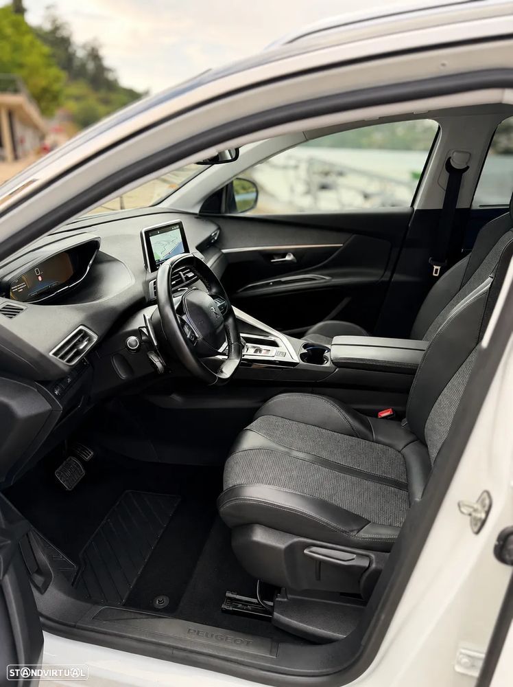 Peugeot 5008 1.5 BlueHDi Allure EAT8 - 7