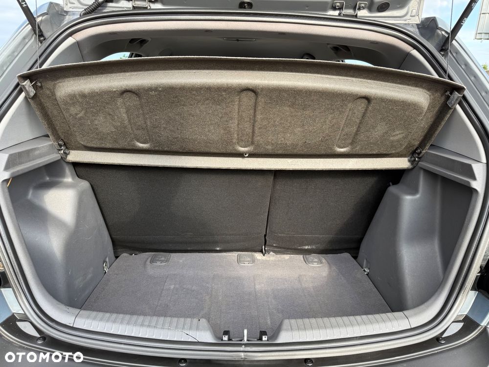 Kia Rio 1.4 Comfort - 24