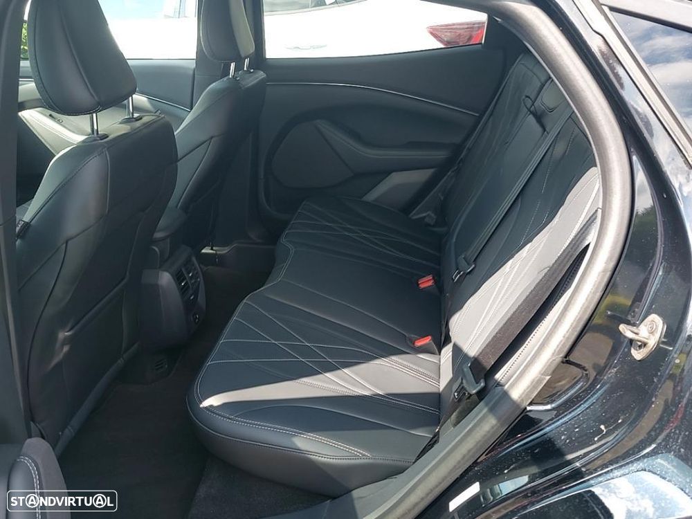 Ford Mustang Mach-E - 7