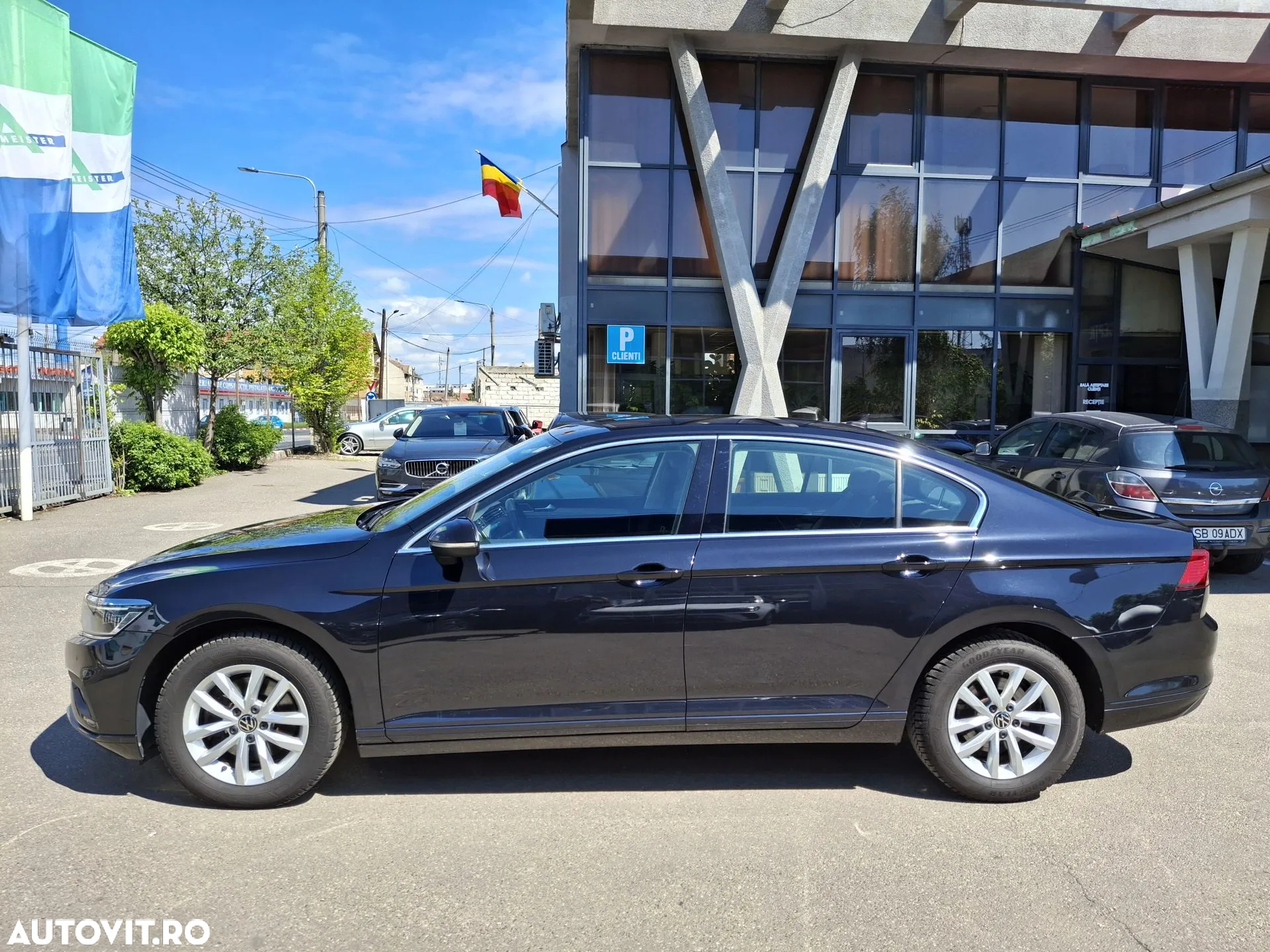 Volkswagen Passat 2.0 TDI SCR DSG Elegance - 20