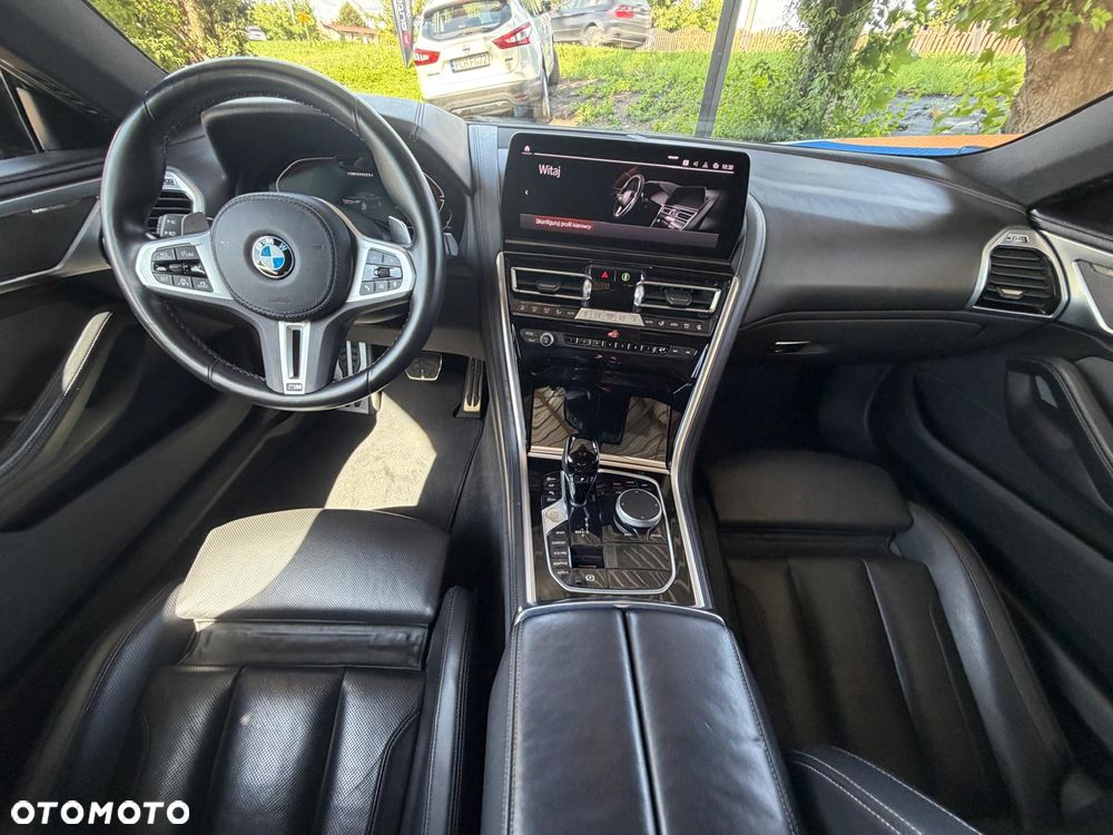 BMW Seria 8 - 8