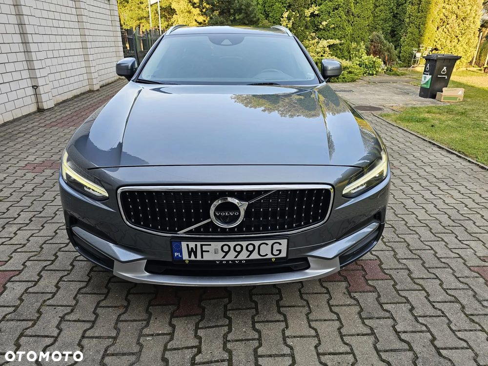 Volvo V90 Cross Country T6 AWD Pro - 3