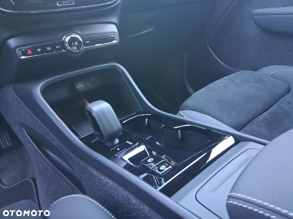 Volvo XC 40 - 16