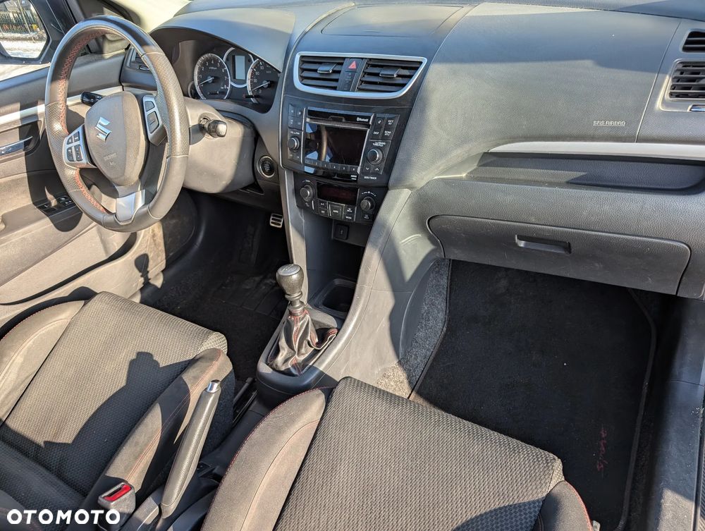 Suzuki Swift - 10