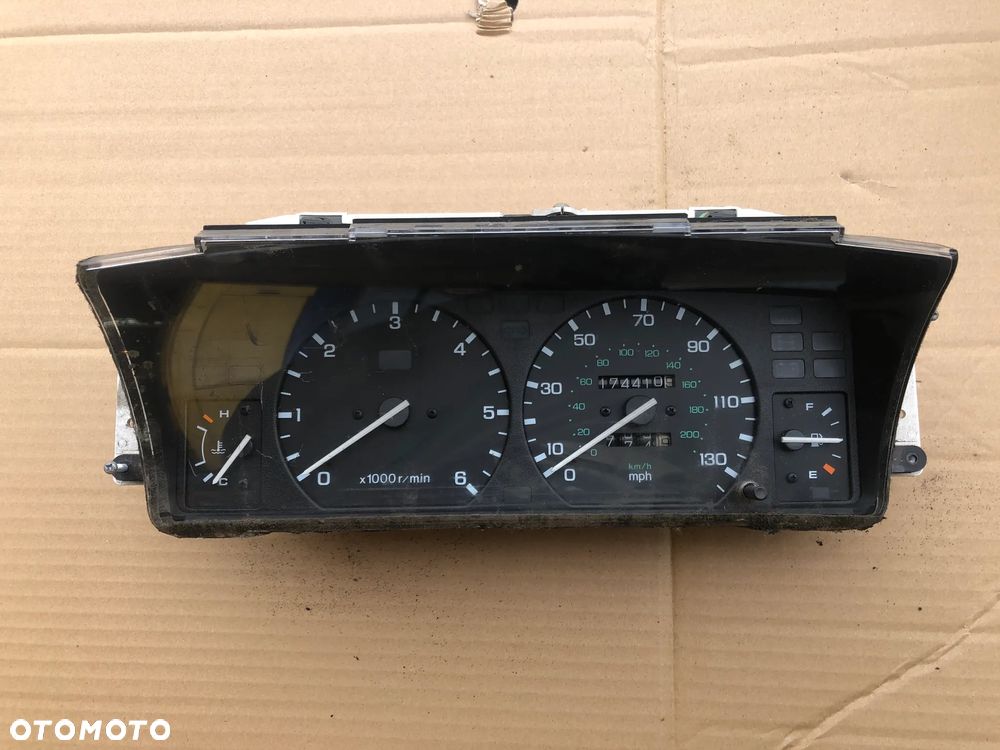 Licznik RHD AMR1339 LAND ROVER DISCOVERY 1 I 2,5 300TDI - 1