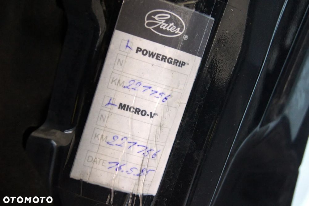 Ford Kuga 2.0 TDCi 2x4 Business Edition - 17