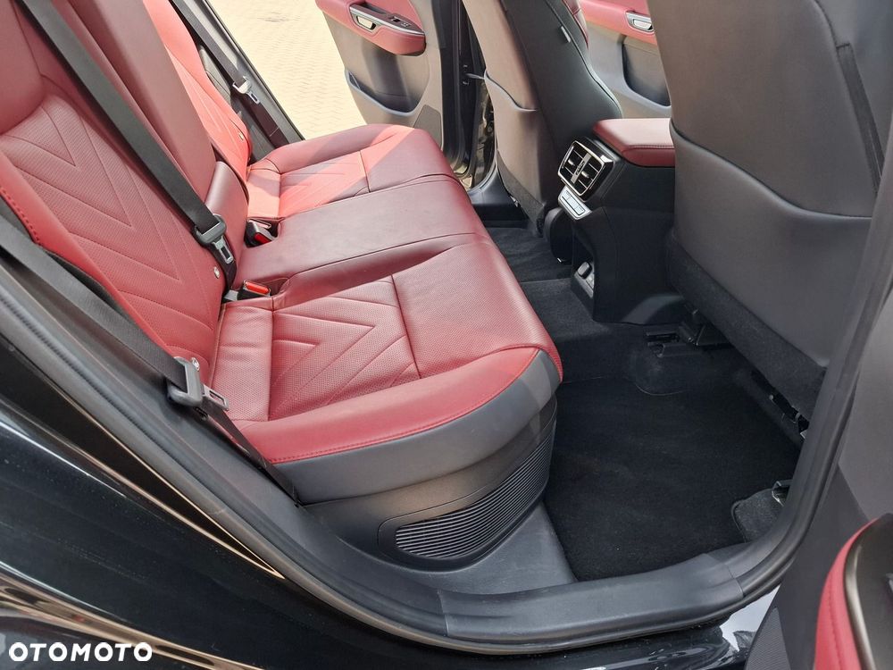 Lexus NX 350h Omotenashi AWD - 25