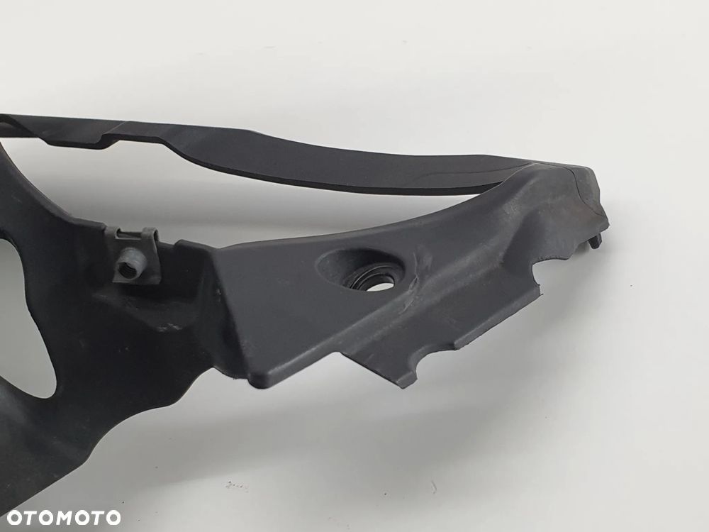 WYPELNIENIE PRAWE WLOT OSLONA    DUCATI DIAVEL - 17