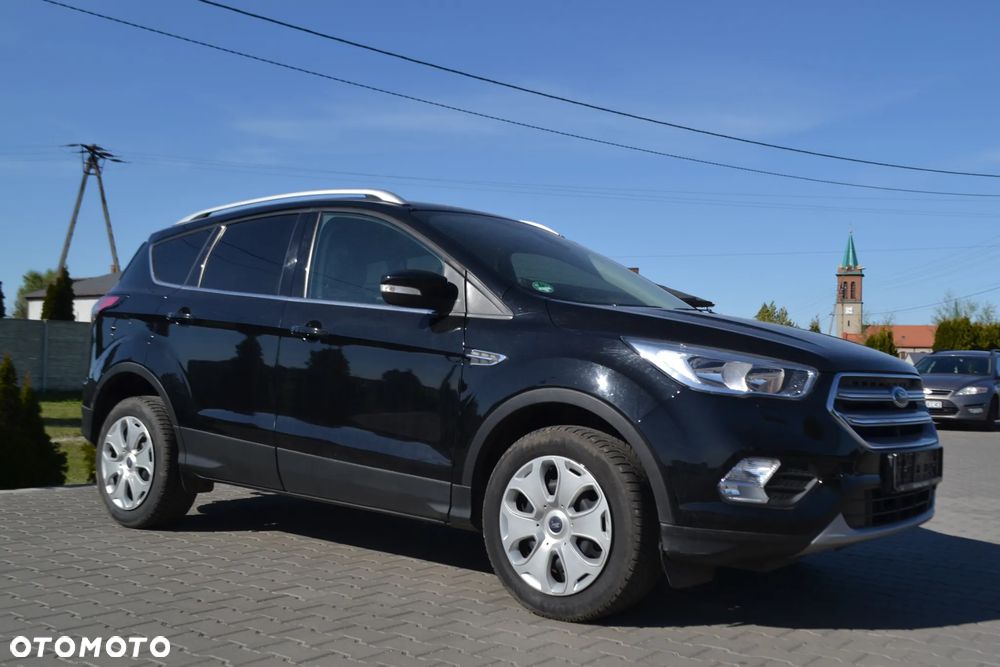 Ford Kuga 1.5 EcoBoost 2x4 Titanium - 5