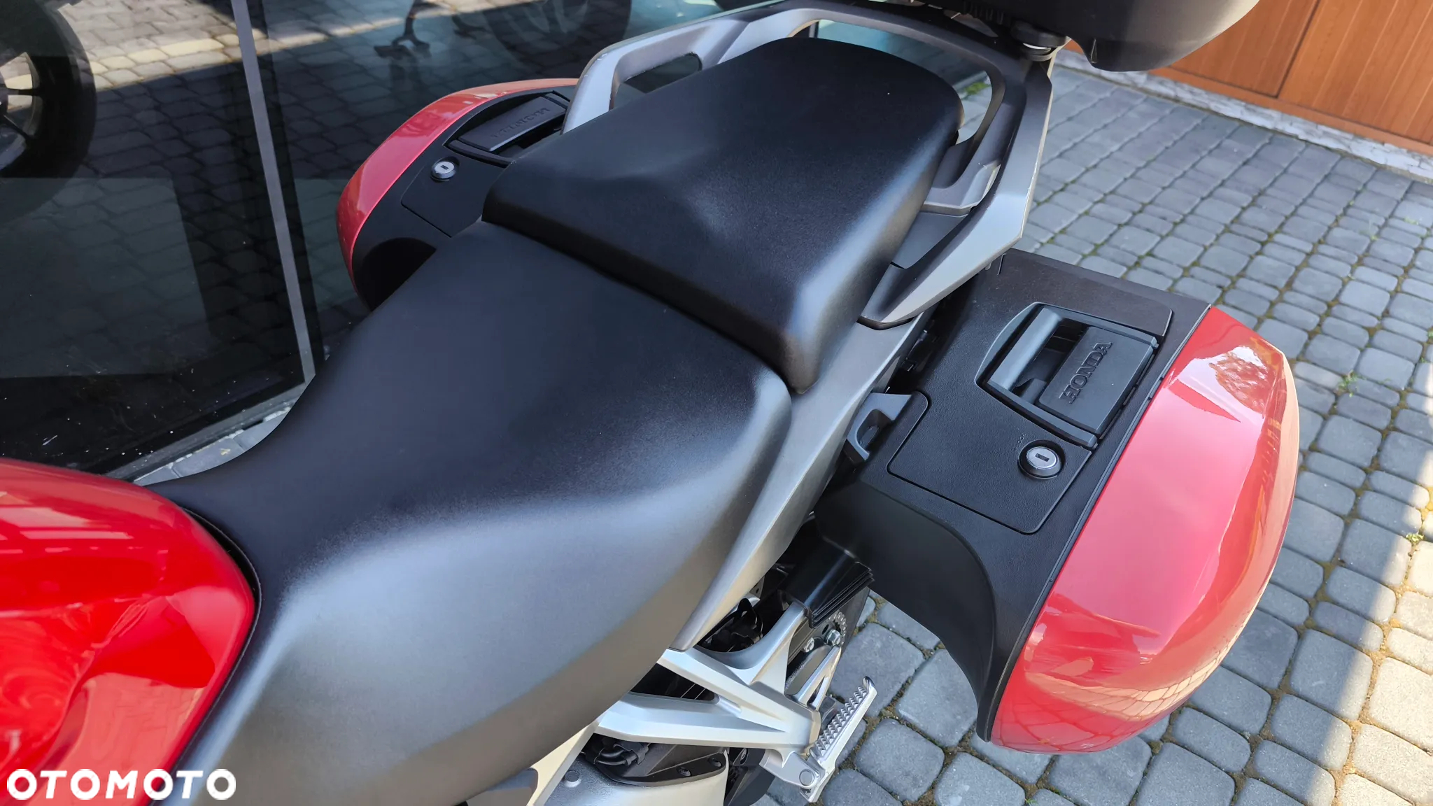 Honda VFR - 28