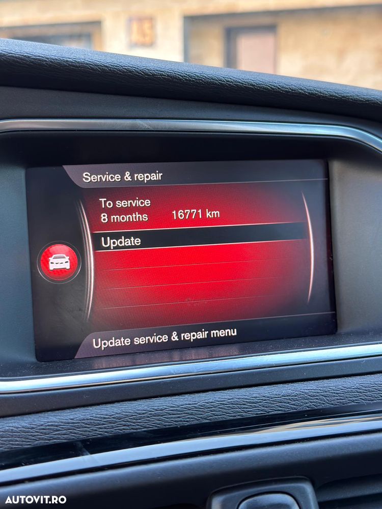 Volvo V40 - 18