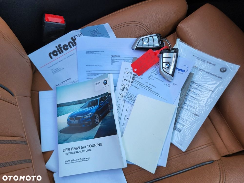 BMW Seria 5 530d xDrive Luxury Line - 23