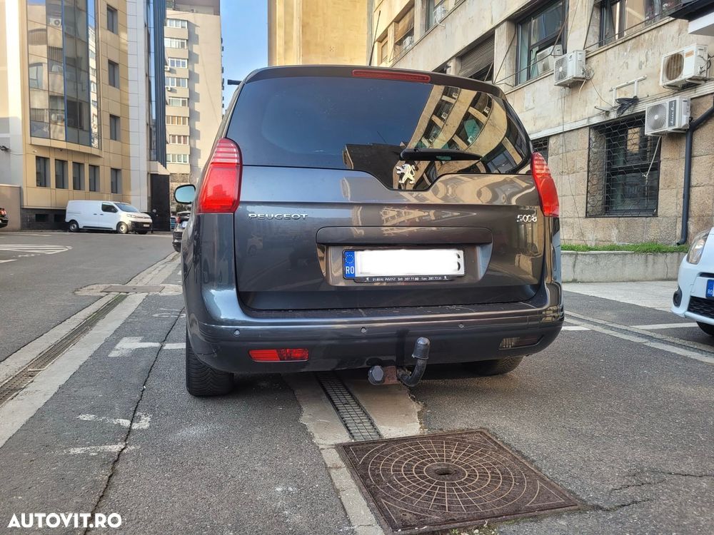 Peugeot 5008 - 3