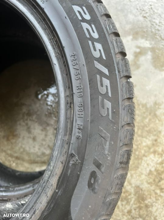 vând 4 anvelope 225/55/18 Pirelli de iarnă ca noi - 3