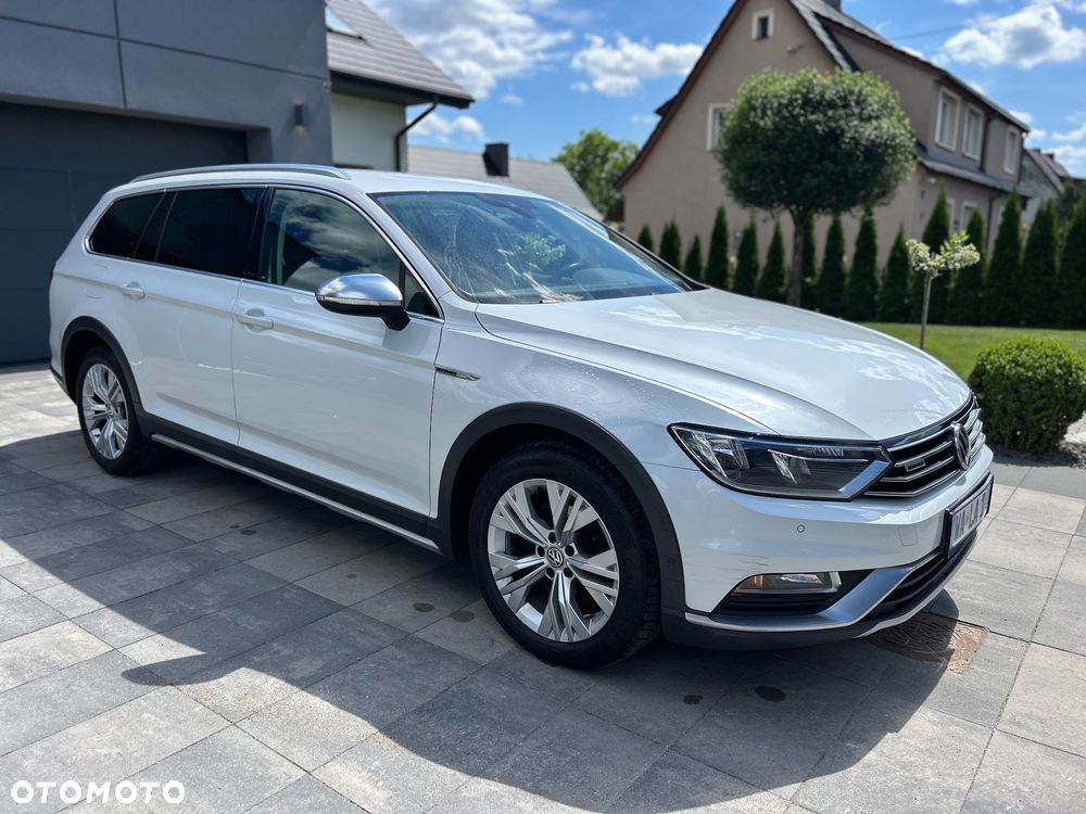 Volkswagen Passat Alltrack 2.0 TDI SCR DSG 4Motion - 8