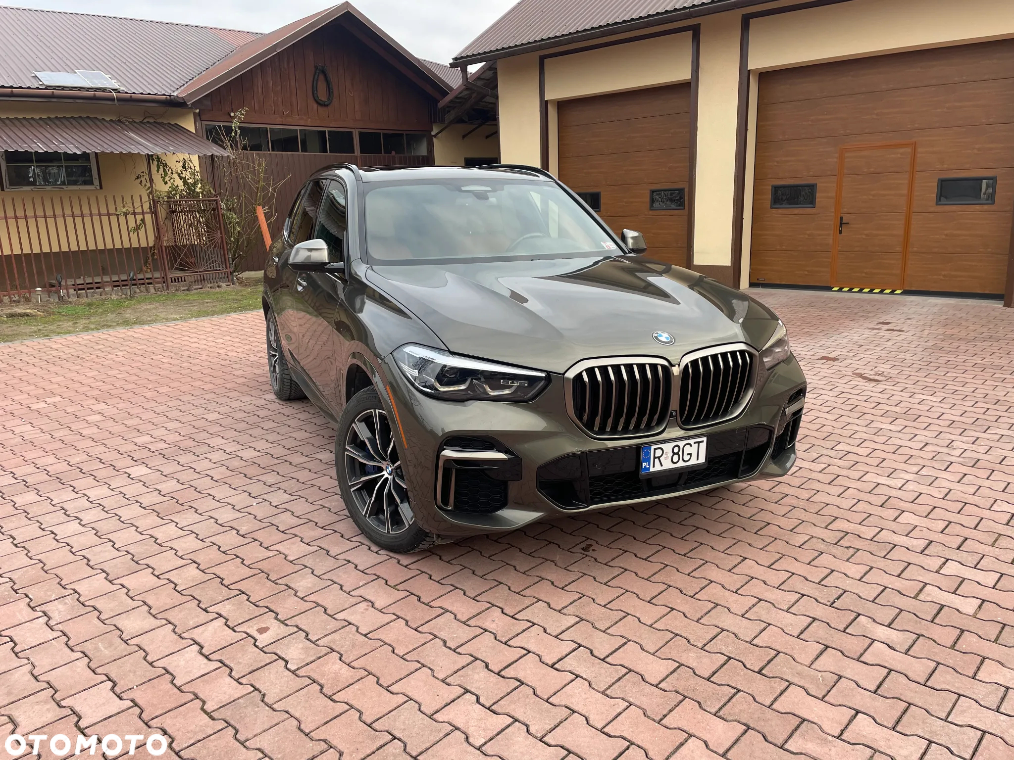 BMW X5 M M50i - 4