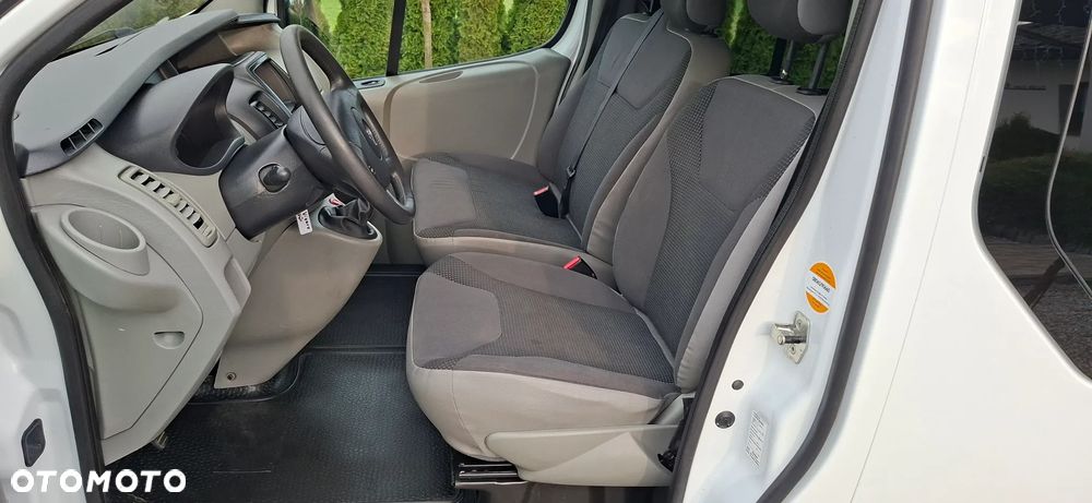 Opel Vivaro - 15