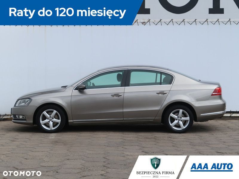 Volkswagen Passat Variant - 4