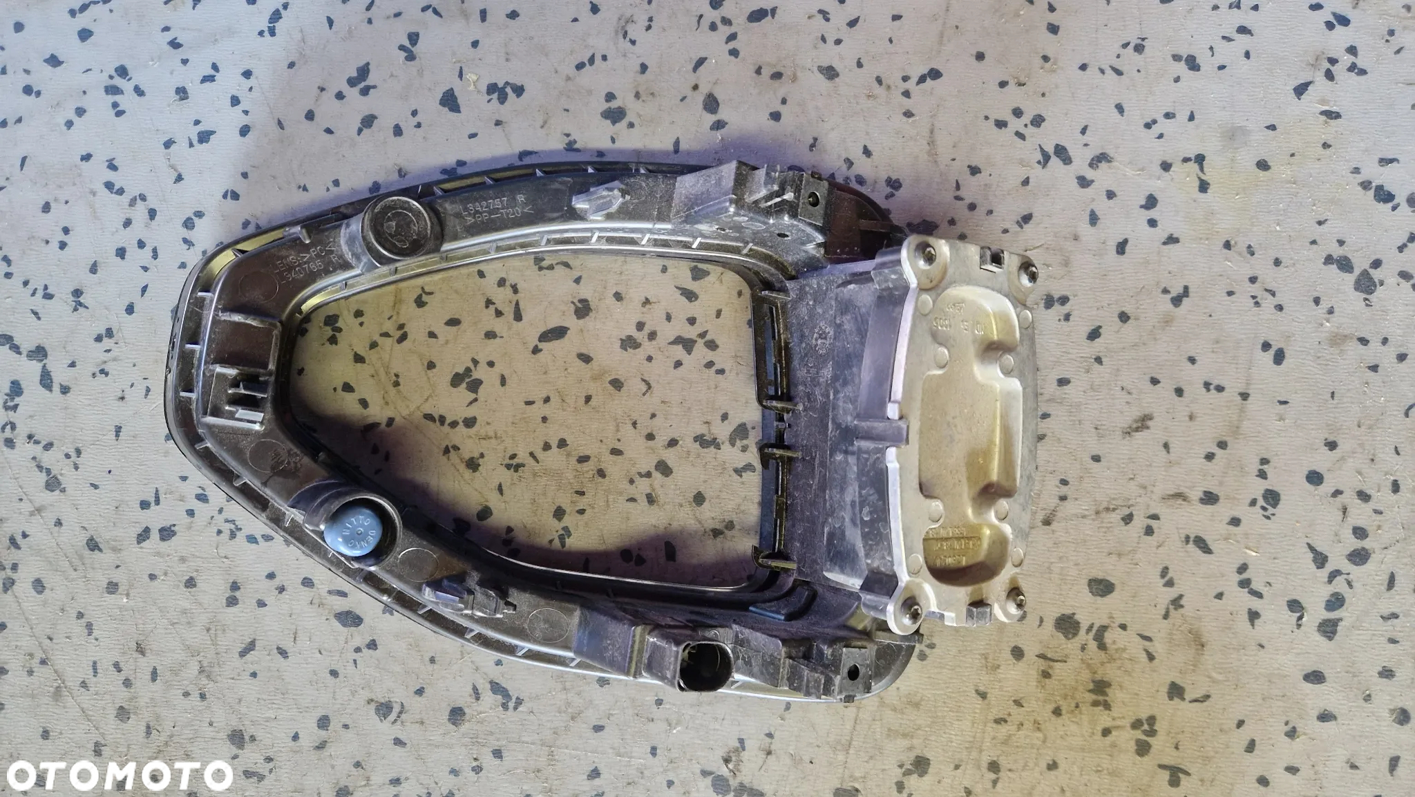 VOLKSWAGEN T-ROC HALOGEN PRAWY ŚWIATŁO DRL 2GA941056H - 2