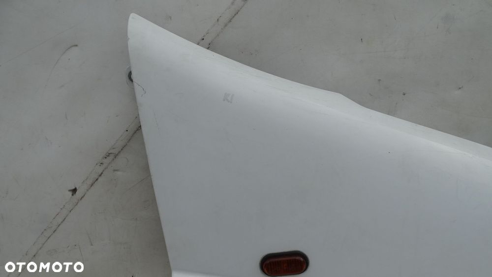 BŁOTNIK PRAWY PRZEDNI OPEL VIVARO 1.9DCI - 3