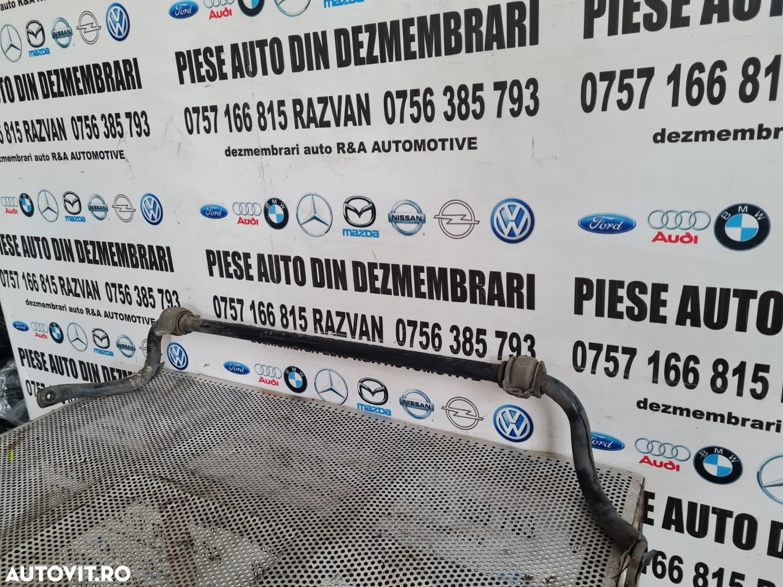 Bara Torsiune Stabilizatoare Fata Audi A4 B8 An 2008-2009-2010-2011-2012 Motor 2.0 Tdi CAGA - Dezmembrari Arad - 2