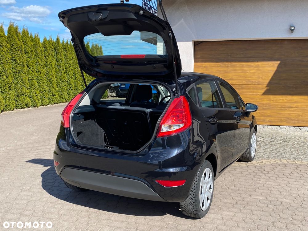 Ford Fiesta - 36