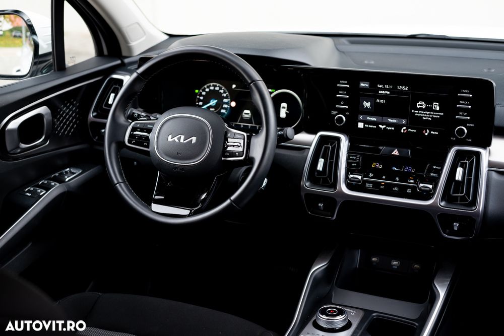 Kia Sorento 1.6 T-GDI HEV 6AT 4x4 7P Premium - 14