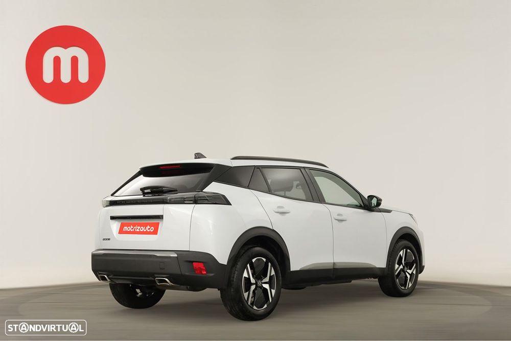 Peugeot 2008 1.2 PureTech Allure EAT8 - 4