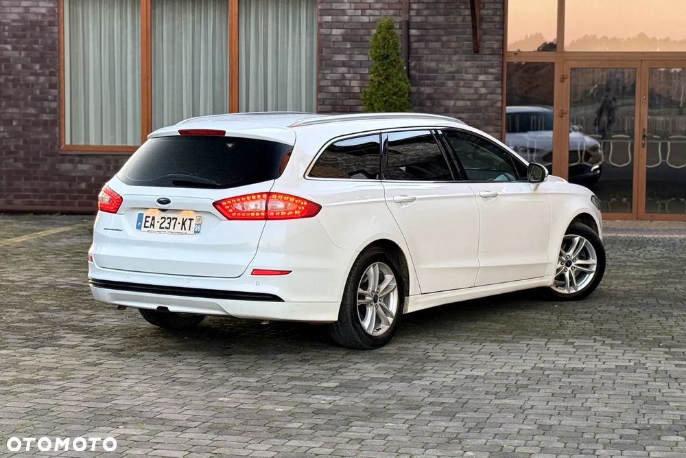 Ford Mondeo 2.0 TDCi Start-Stopp Titanium - 13