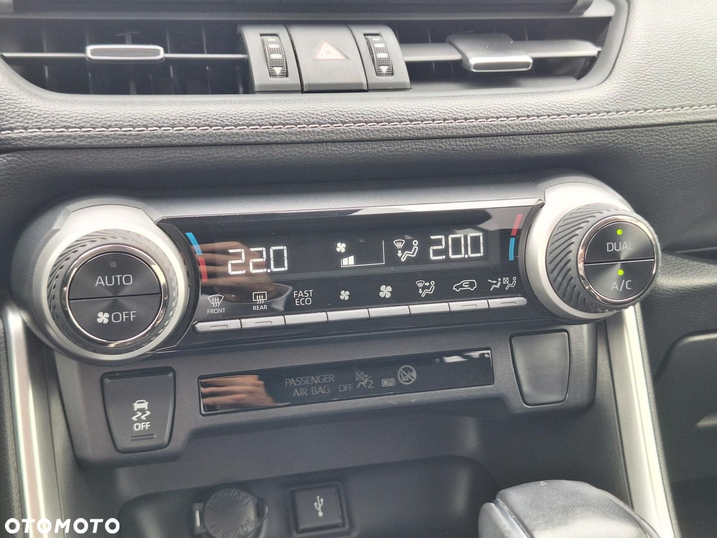 Toyota RAV4 - 21