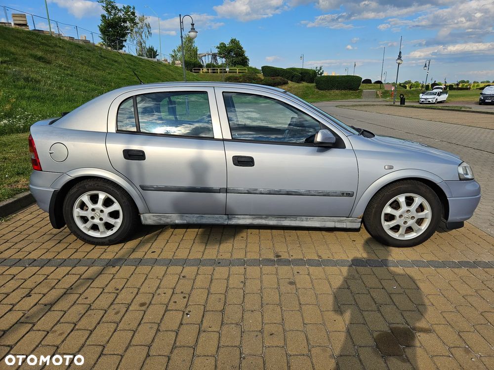 Opel Astra - 3
