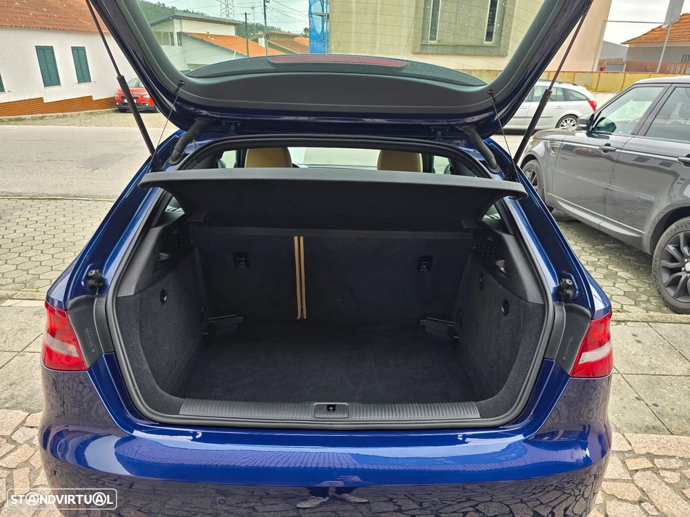 Audi A3 1.6 TDI Attraction - 22