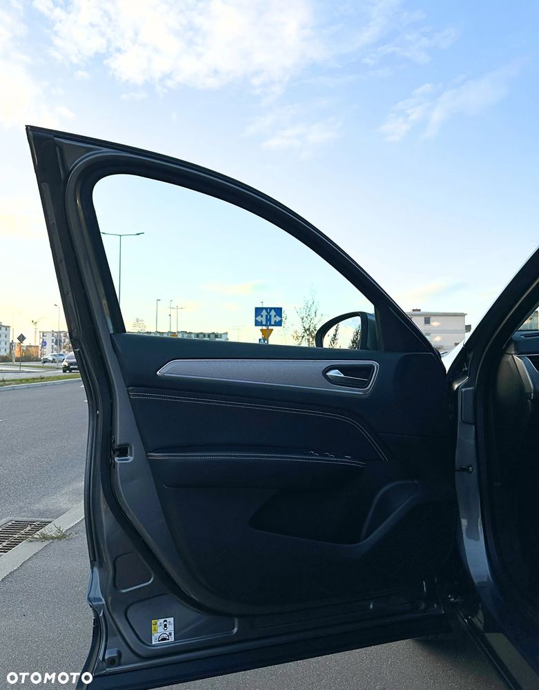 Renault Arkana 1.6 E-TECH E-Tech Engineered MMT - 20