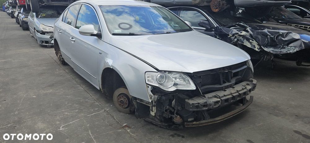 VW PASSAT B6 2.0 TDI BMP 05-09r - PAS BEZPIECZEŃSTWA LEWY PRAWY - 3