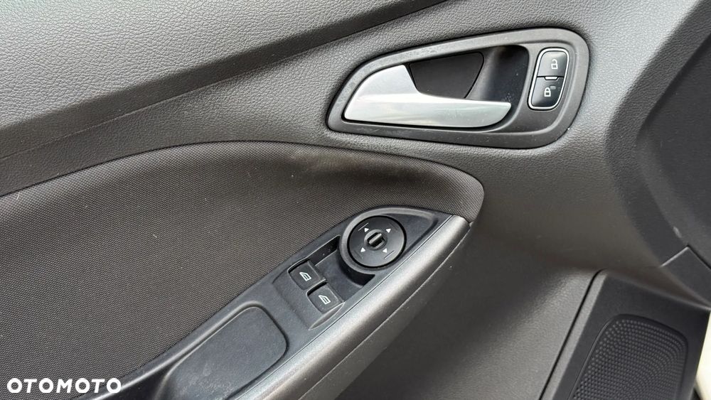 Ford Focus 1.5 EcoBlue Active Business - 12