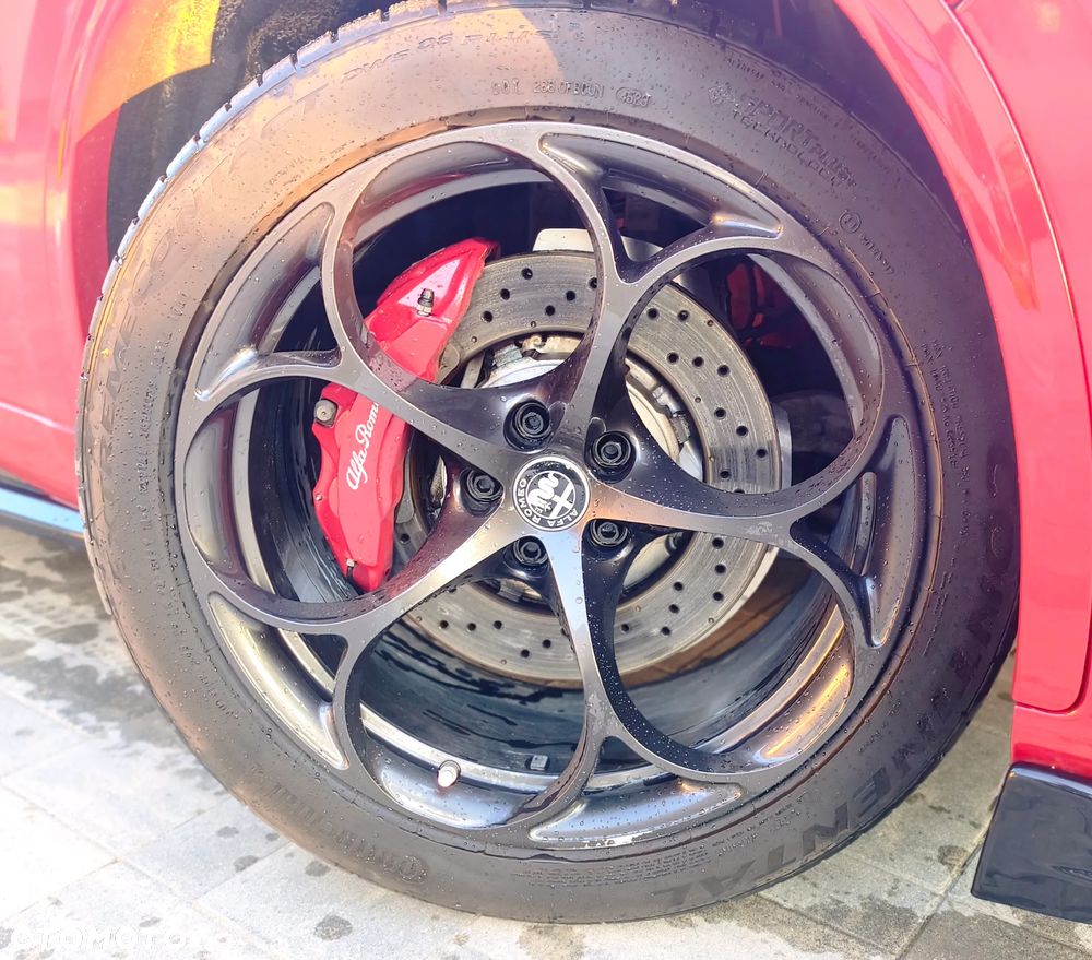 Alfa Romeo Stelvio 2.9 V6 Bi-Turbo Quadrifoglio Q4 - 25