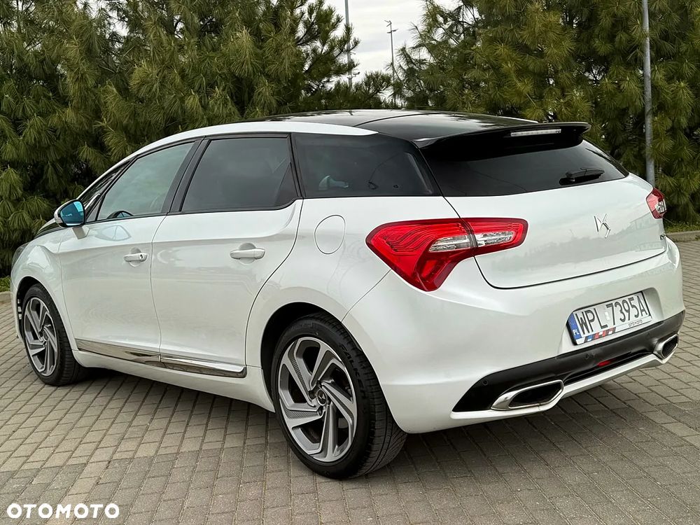 DS Automobiles DS 5 - 10