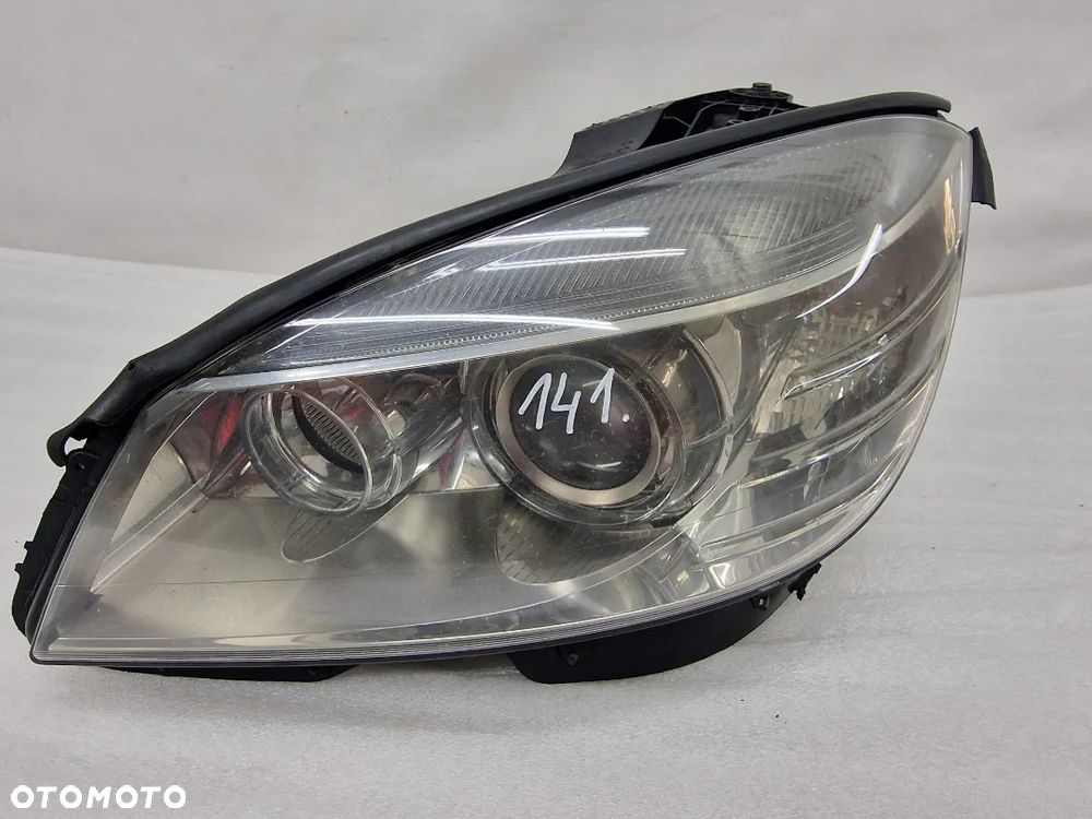 MERCEDES W204 06- XENON LEWY NIE SKRĘTNY LEWA LAMPA PRZEDNIA PRZÓD , NR A2048202961 , NR AUKCJI LL141 - 1