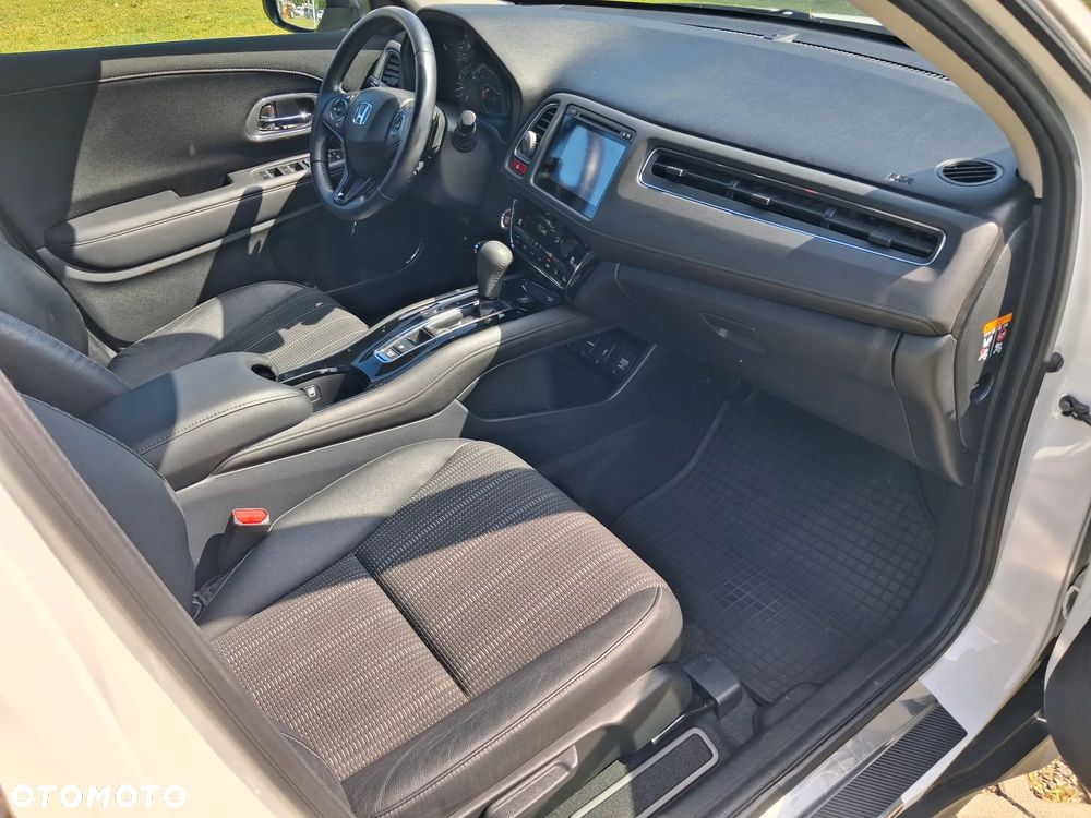 Honda HR-V 1.5 Executive (ADAS / Connect+) CVT - 15