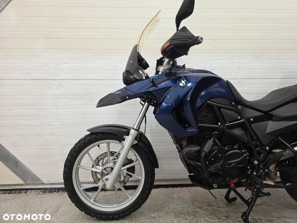 BMW F - 10