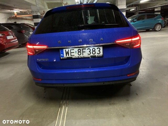 Skoda Superb 2.0 TDI SCR Ambition DSG - 10