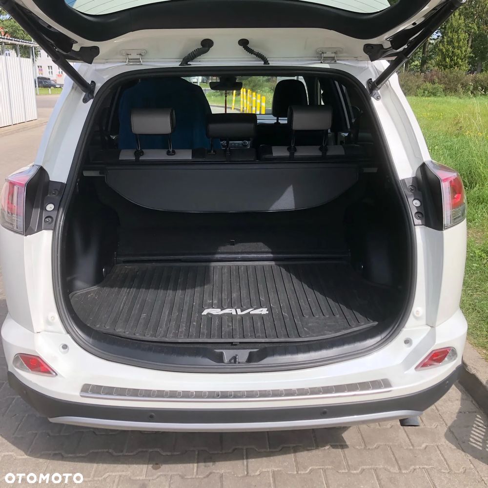 Toyota RAV4 Hybrid Prestige 4x4 - 6