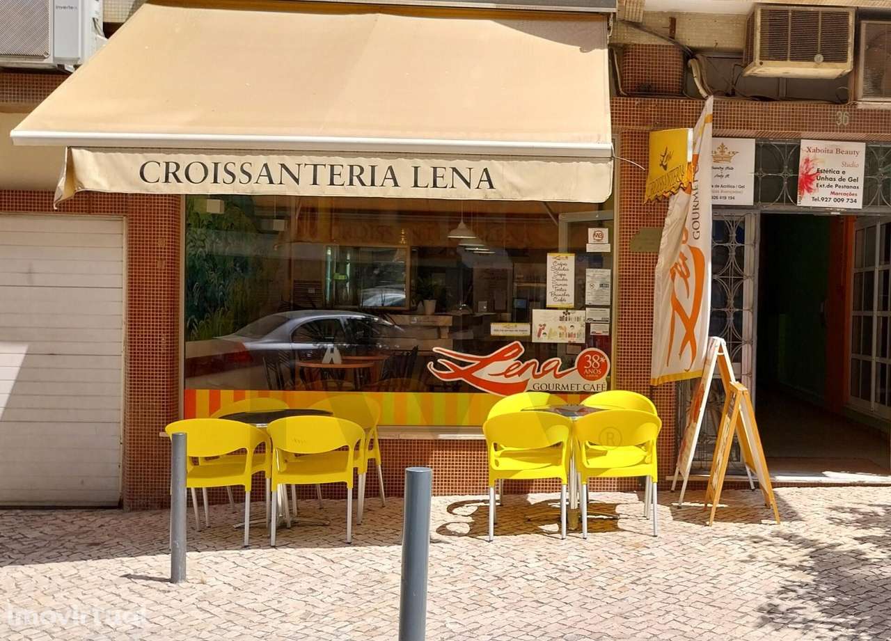 Loja para Venda em Portimão junto à Rua das Lojas. - Grande imagem: 4/17