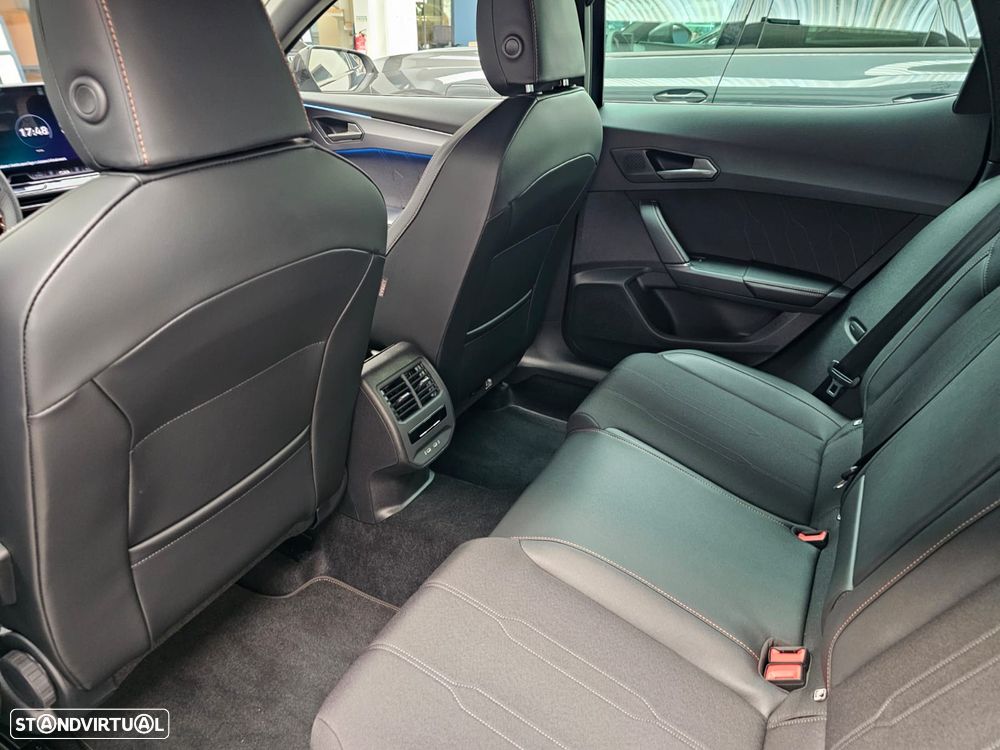 Cupra Formentor 1.5 e-Hybrid DSG - 9