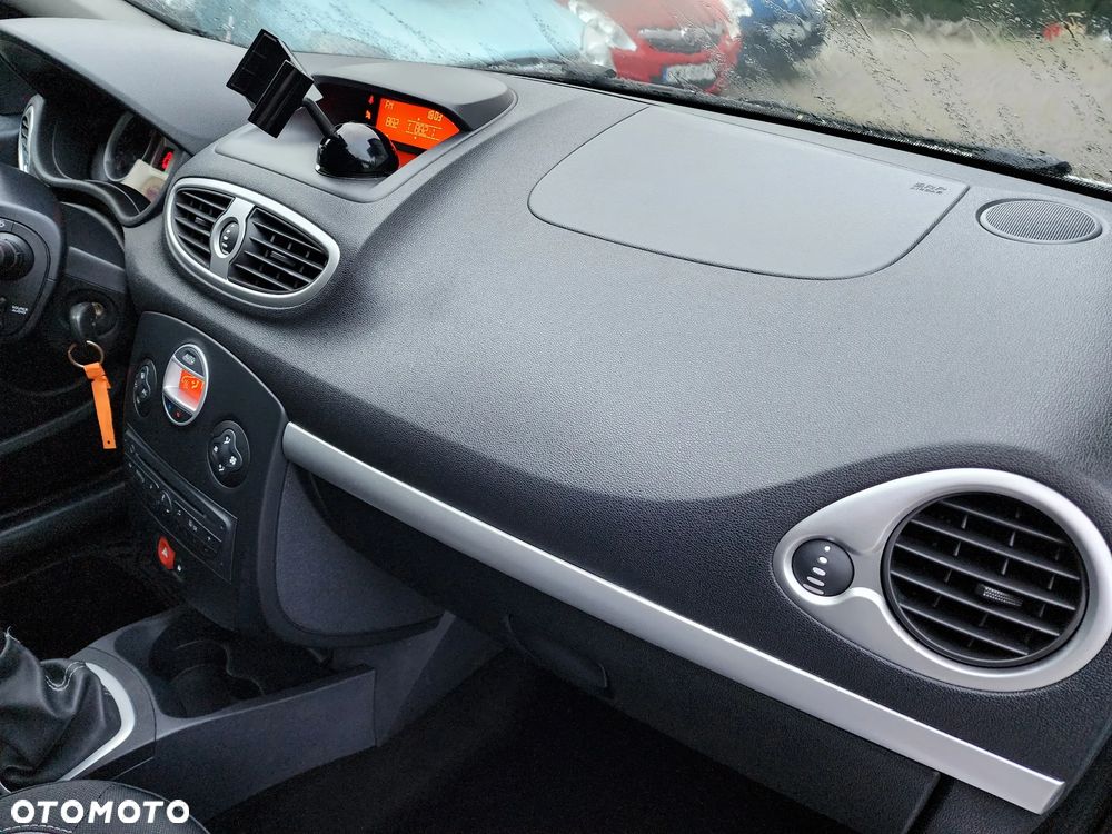 Renault Clio TCe 100 Grandtour Dynamique - 21