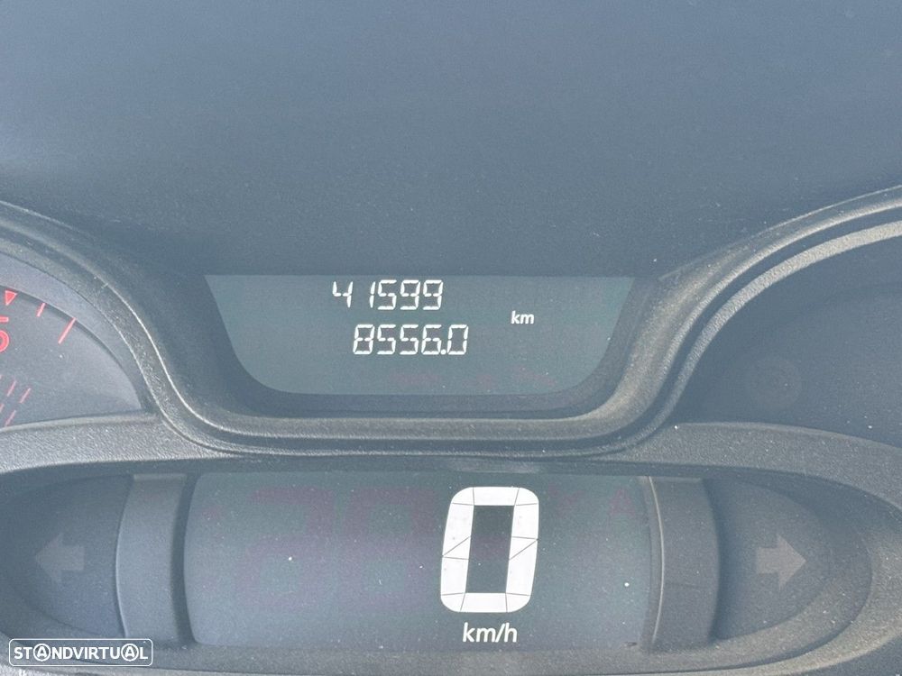 Renault Trafic 1.6 dCi L2H2 1.2T SS - 12