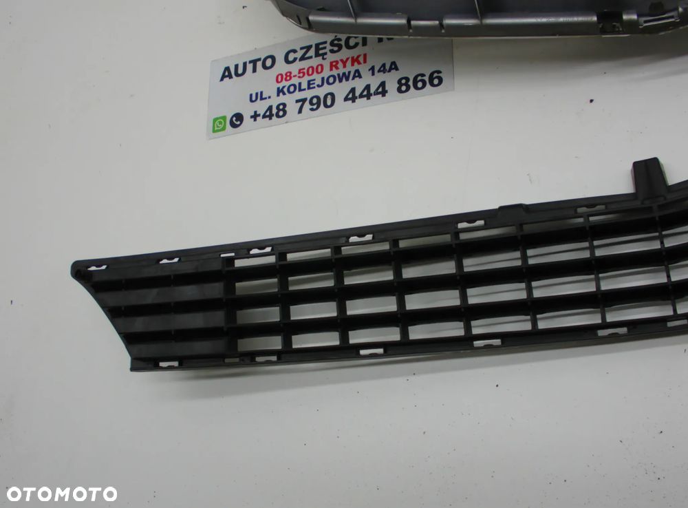 Mercedes B klasa W 245 Grill atrapa - 3