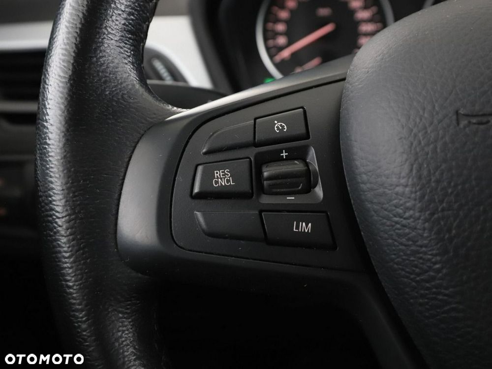 BMW X1 xDrive18d Advantage - 31