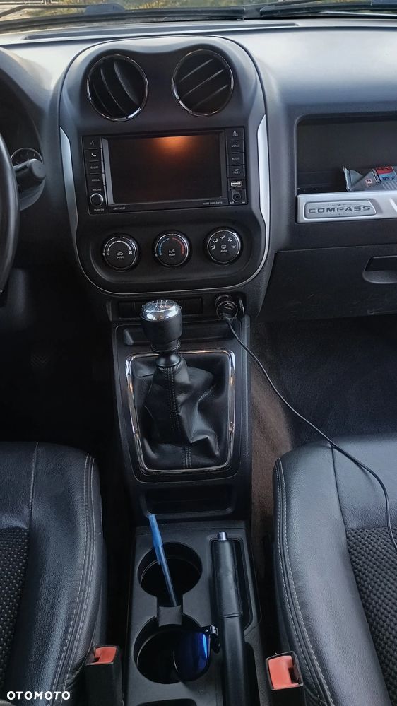 Jeep Compass - 17